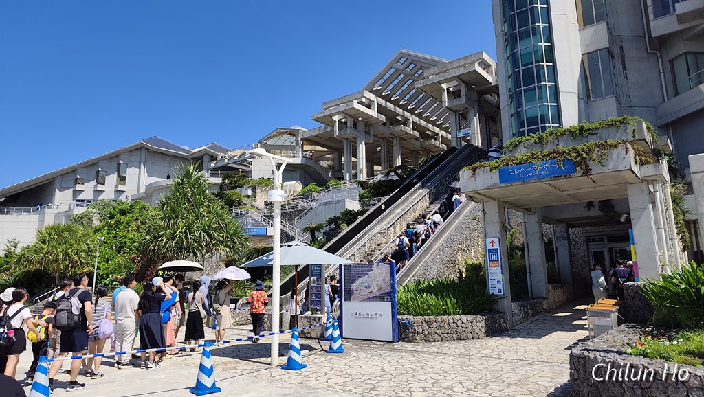 沖縄美ら海水族館